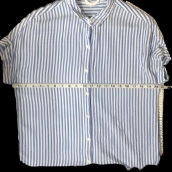 Beach Lunch Lounge Blue & White Vertical Stripe Button-Down Short Sleeve Blouse - Picture 4 of 6
